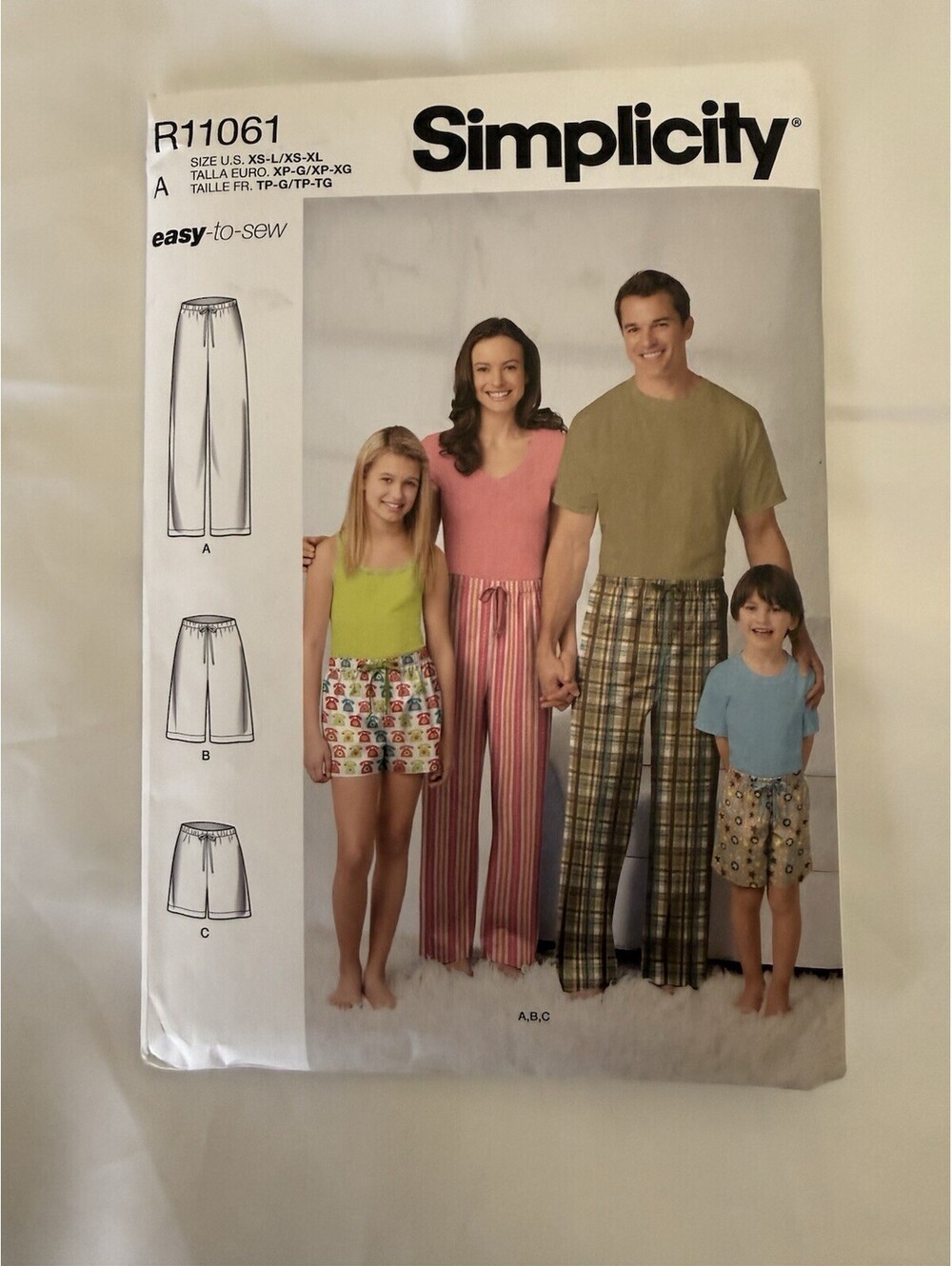 Simplicity R11061 Easy to Sew Pants Pattern Unisex Children Men Women Uncut NEW